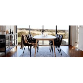 Borde i nordisk stil