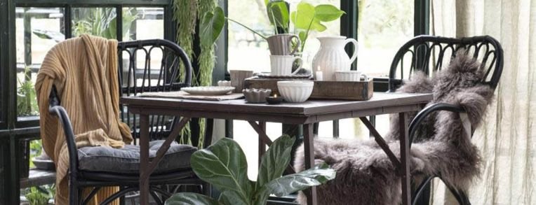 Caféborde og cafésæt