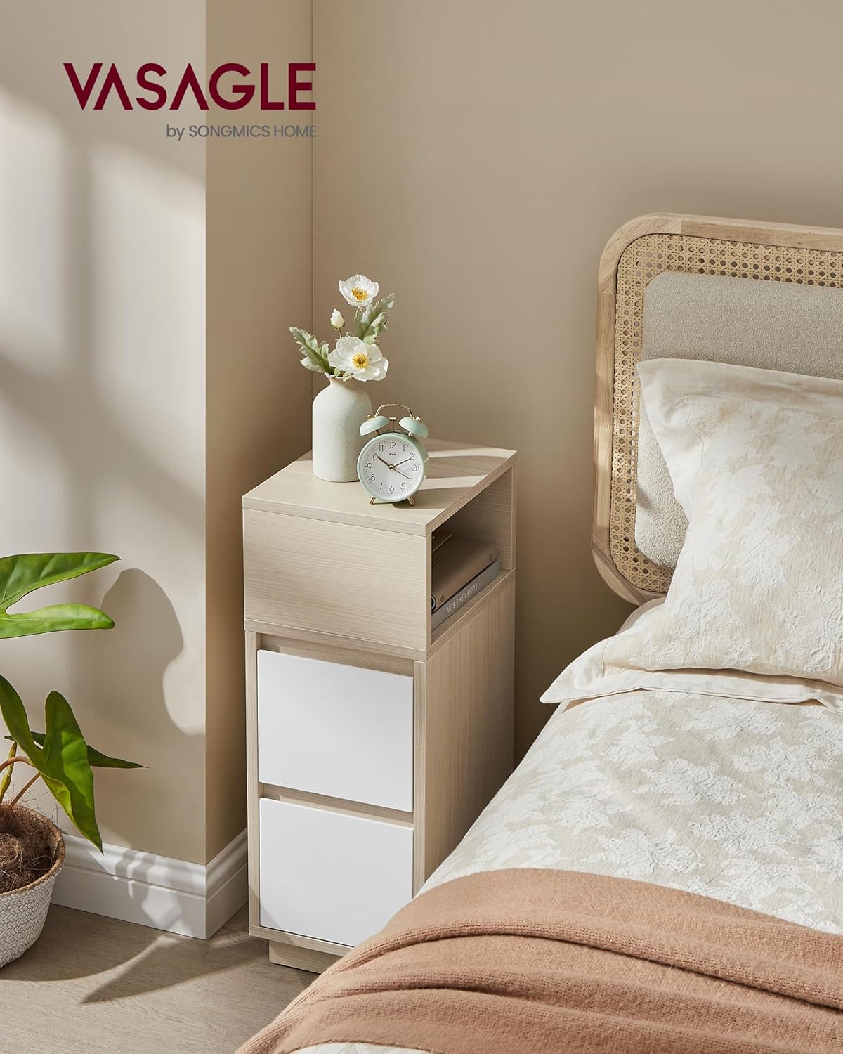 VASAGLE LET656N01 Kailyn smal natbord, m. 1 åbent rum, 2 skuffer, venstre- eller højremontering - beige/hvid spånplade/MDF (25x30)