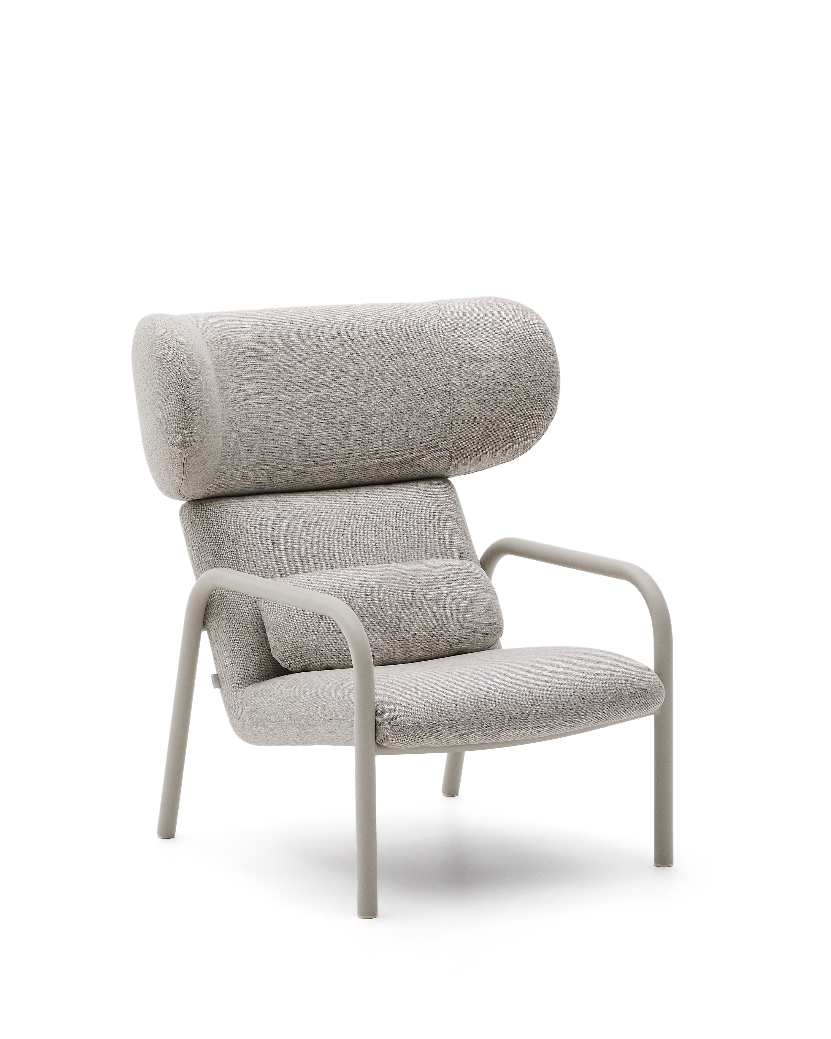 KAVE HOME Inari lænestol i beige og stål med beige malet finish FSC Mix Credit