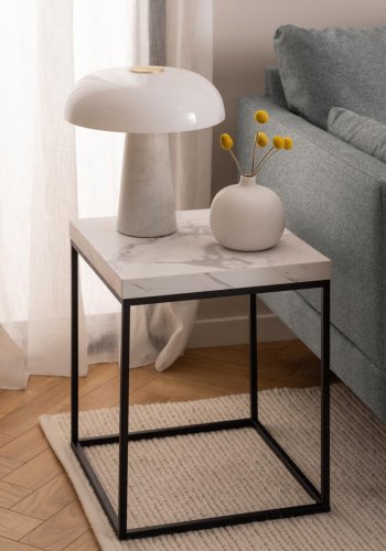 ACT NORDIC Barossa Couchtisch, quadratisch – weißes Papier, Carrara-Marmoroptik und schwarzer Stahl (40x40)
