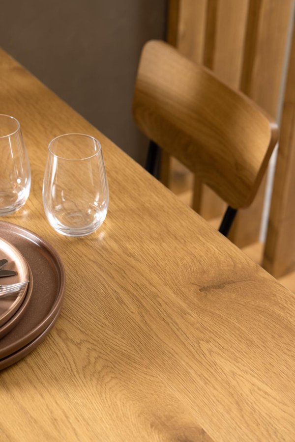 ACT NORDIC Peru Esstisch, rechteckig – natürliches Wildeichen-Melamin und schwarzer Stahl (120x80)