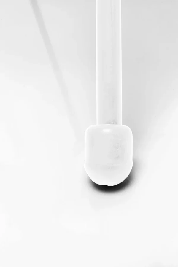 KARE DESIGN Acapulco White lnestol/havestol - hvid polyethylen og stl