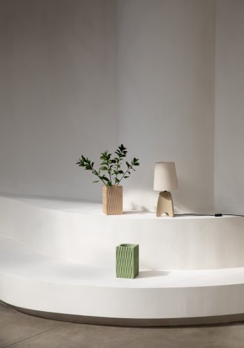 ZUIVER Saba bordlampe - creme linned og beige beton