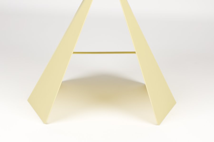 ZUIVER Sidobord Vikbar citron