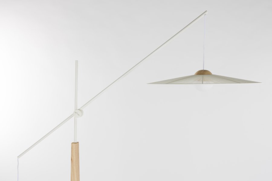 ZUIVER Gulvlampe Belle Beige