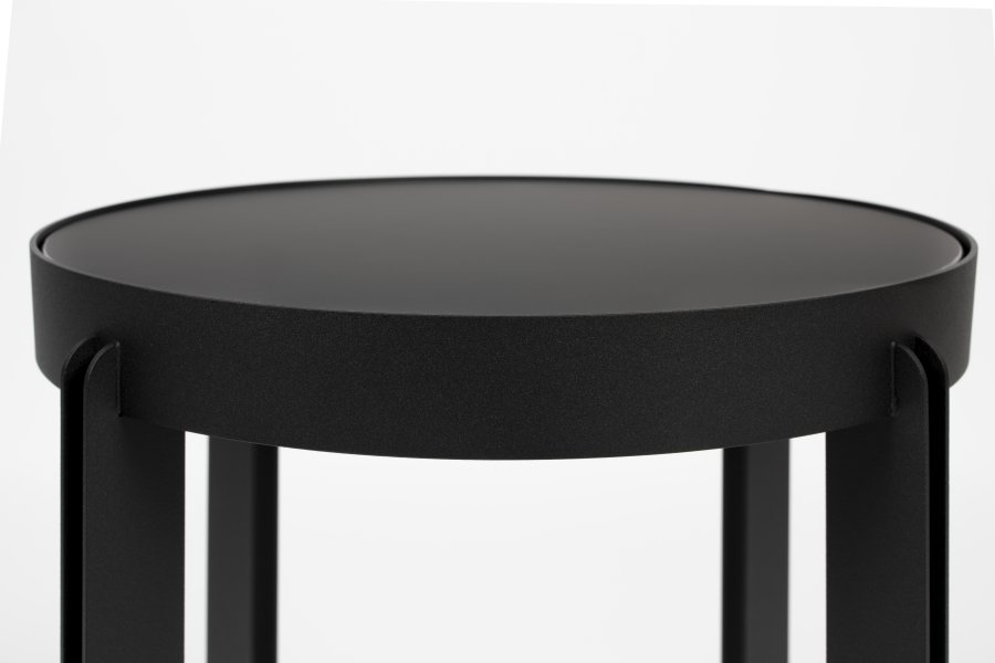 ZUIVER sidebord i midten, svart