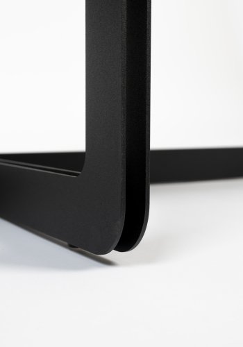 ZUIVER sidebord i midten, svart