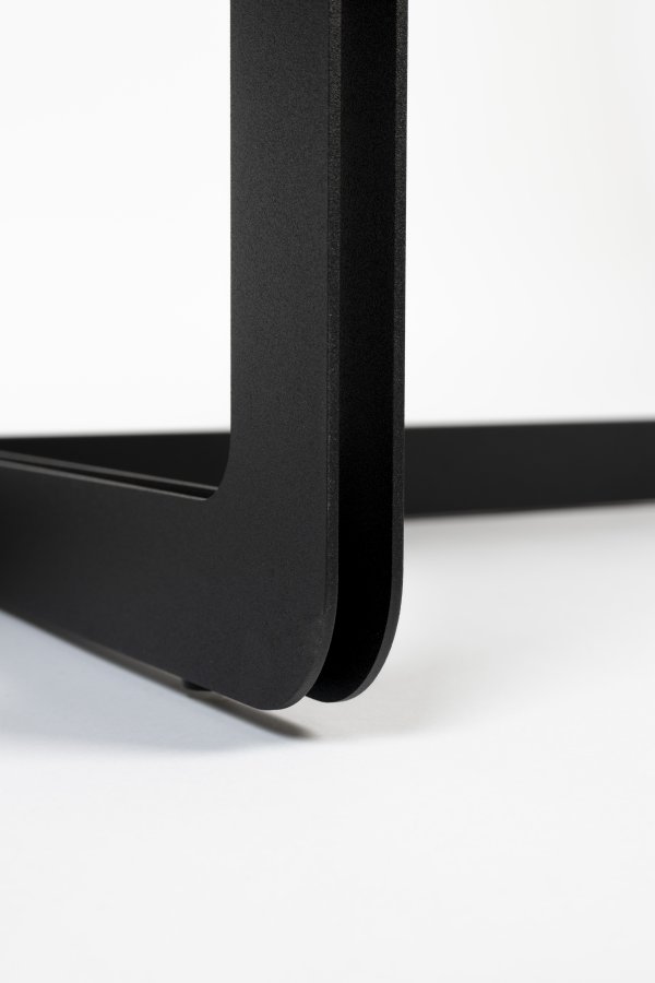 ZUIVER sidebord i midten, svart