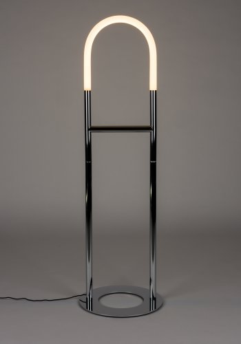 ZUIVER Golvlampa B�g Krom