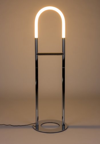 ZUIVER Golvlampa B�g Krom