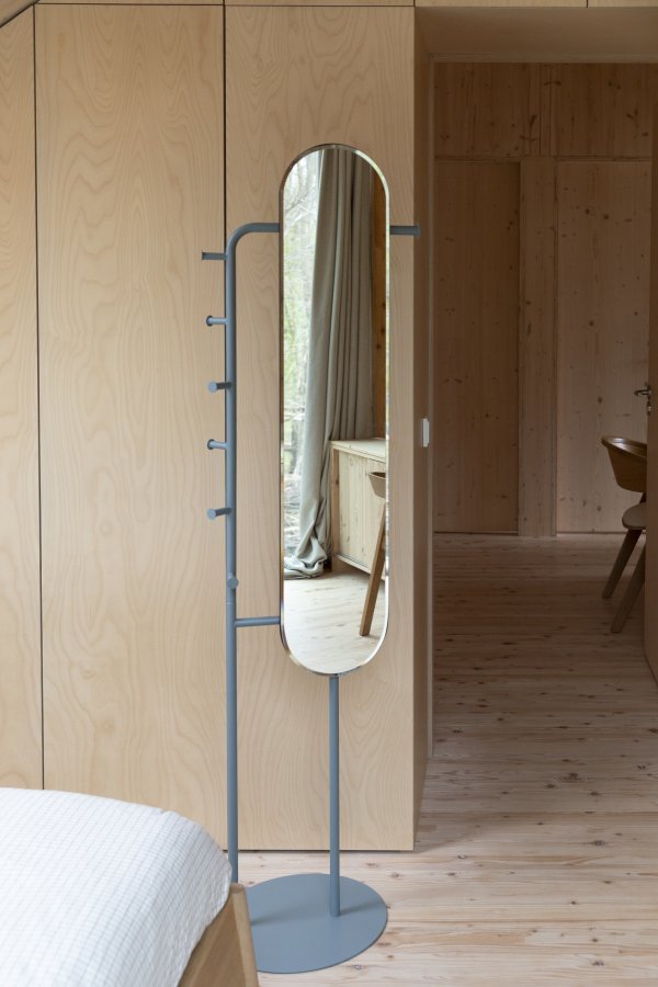 ZUIVER St�ende speil Vero Bl�