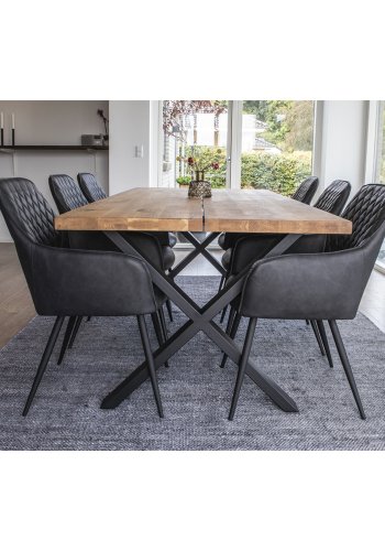 HOUSE NORDIC Harbo spisebordstol - svart kunstskinn og svarte metallben, med armlener