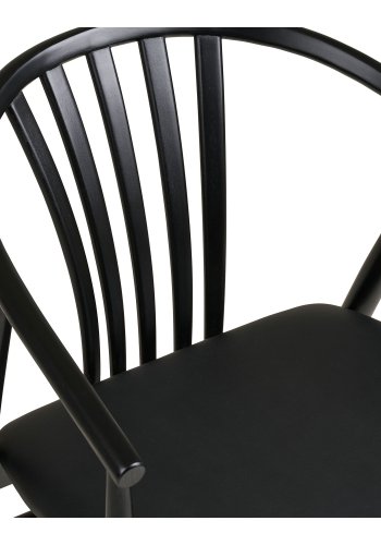 HOUSE NORDIC Agustin spisebordsstol, m. arml�n - sort PU og sort b�getr�