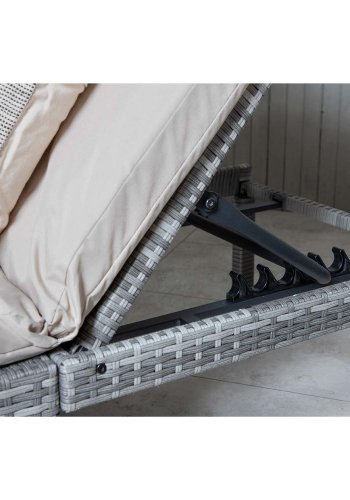 VENTURE DESIGN Bilbao fluktstol, med pute - gr polyester, gr polyrattan og aluminium