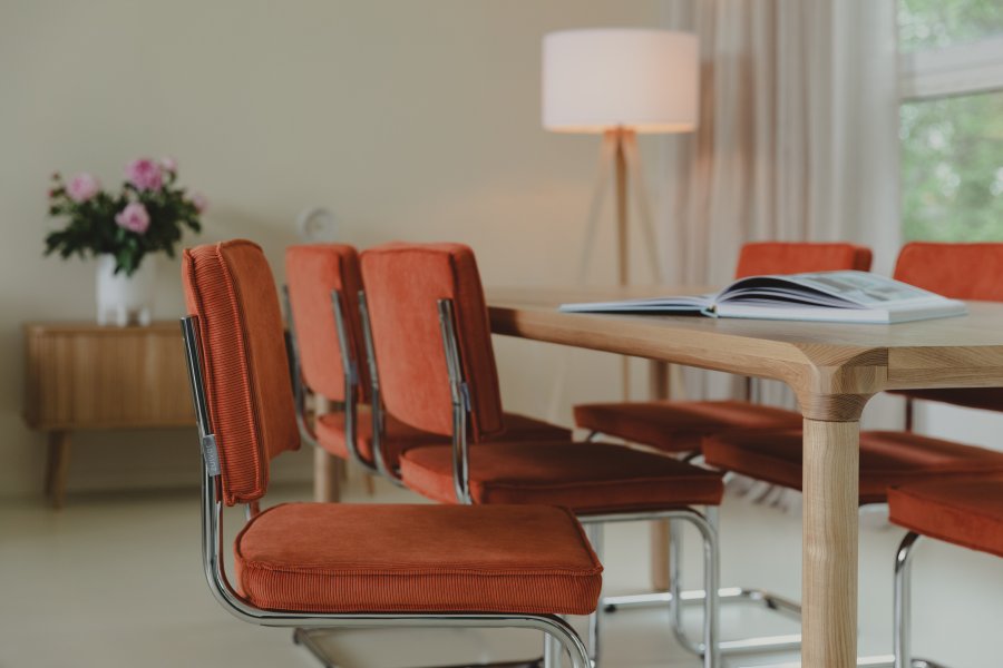 ZUIVER Ridge Rib spisestuestol - oransje flyelspolyester og slvkrom