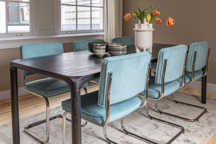 ZUIVER Ridge Rib spisestuestol - bl flyels polyester og slv krom