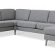 Ash Set 56 U 2C3D Sofa - hellgranitgrauer Polyesterstoff und Naturholz