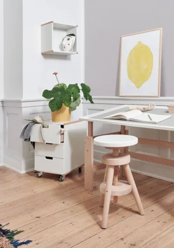 Manis-H Justerbart skrivbord med boktr�ram 115 cm - Skrivbord 115cm: 60/80X115x65cm