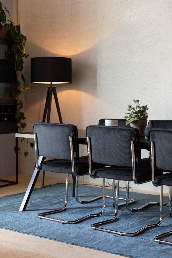 ZUIVER Ridge Rib Kink spisestuestol, stablebar - svart flyel og slvkrom