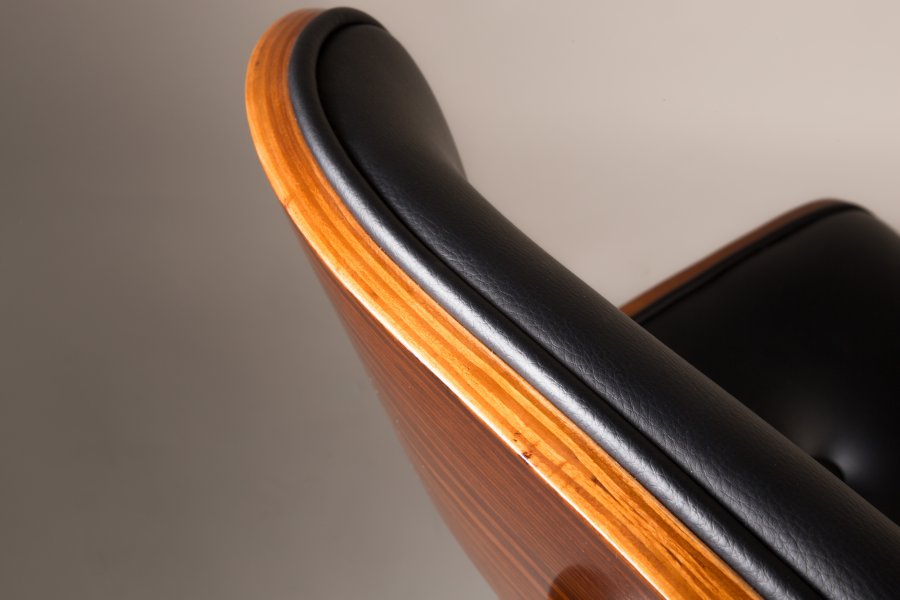 DUTCHBONE Blackwood Esszimmerstuhl - Schwarz- und Walnuss-Eschenholz