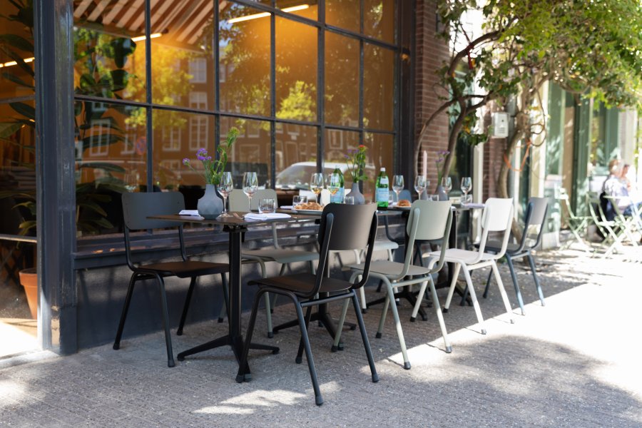 ZUIVER Back To School hagestol, stablebar - sort aluminium