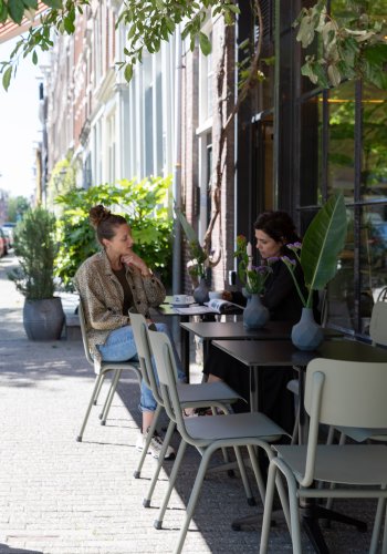 ZUIVER Back To School hagestol, stablebar - mosegrnn aluminium