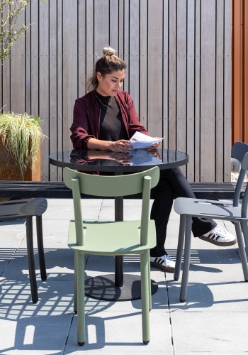 ZUIVER fredagshagestol - sort aluminium