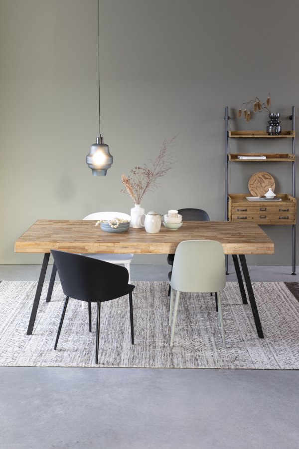 WHITE LABEL LIVING Gigi spisestuestol - svart polypropylen og stl