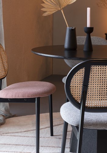 ZUIVER Spike spisestuestol - naturlig rotting, rosa polyester og sort stl