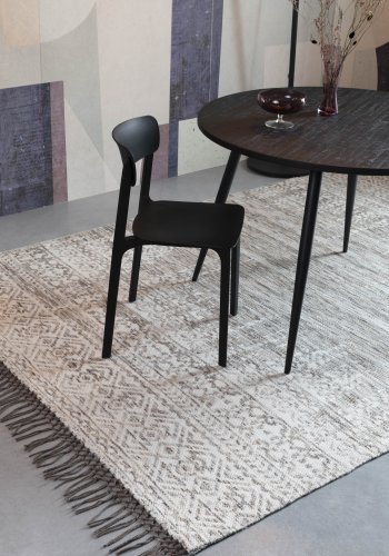 WHITE LABEL LIVING Clive spisestuestol - svart polypropylen