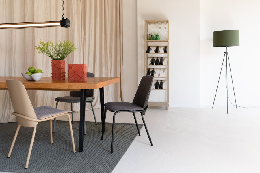 ZUIVER Clip spisestuestol - gr polyester, eikefiner og metall