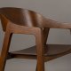 DUTCHBONE Westlake Esszimmerstuhl, mit Armlehnen – walnussfarbenes Holz und Eiche