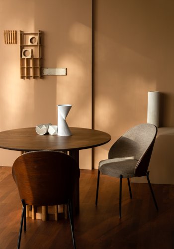 DUTCHBONE Rodin spisestuestol - gr polyester, asketrefiner og sort metall