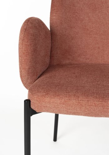 WHITE LABEL LIVING Tjarda spisebordsstol, med armlener - gammelrosa polyester og svart jern