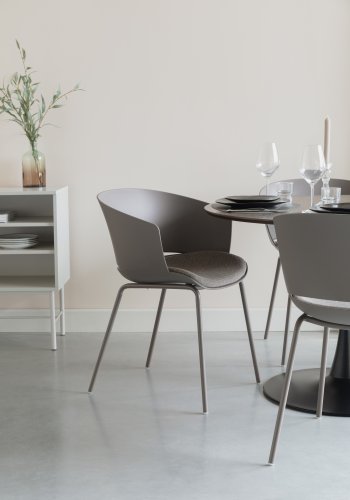WHITE LABEL LIVING Jessica spisestuestol, med armlen - gr polypropylen/polyester/metall