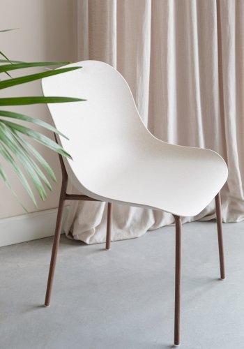 WHITE LABEL LIVING Spisestuestol i hvete – hvit polypropylen og metall