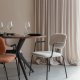 WHITE LABEL LIVING Bouton spisestuestol, stabelbar - off-white polyester og svart jern