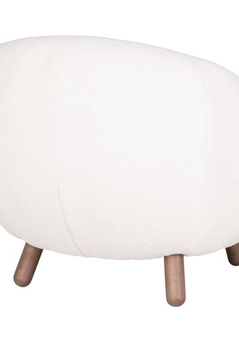 HOUSE NORDIC Savona lenestol - hvit kunstig polyester lammeskinn og valnttfarget gummitre