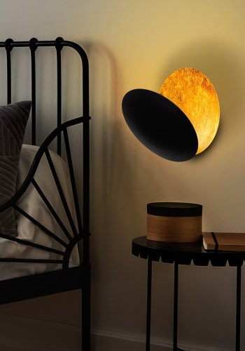 LUMI Yosma vegglampe - svart og kobbermetall