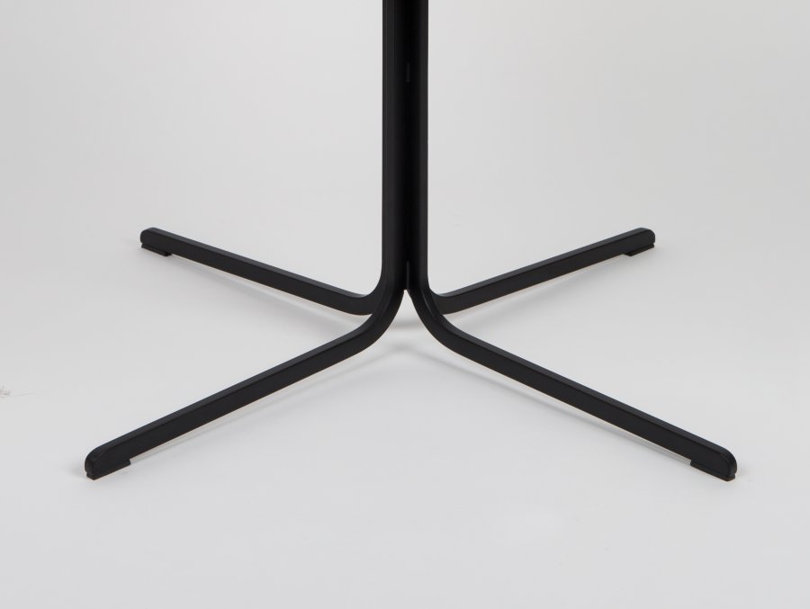 ZUIVER Nikki lenestol, med armlener - sort PU og sort stl