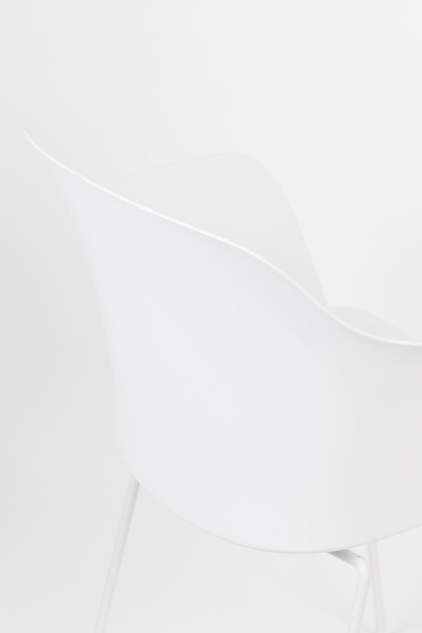 WHITE LABEL LIVING Tango spisebordsstol, med armlener - hvit polypropylen og stl