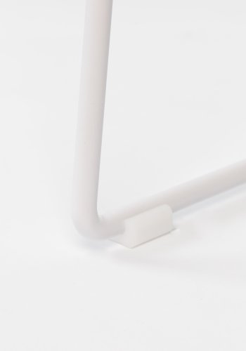 WHITE LABEL LIVING Tango spisebordsstol, med armlener - hvit polypropylen og stl