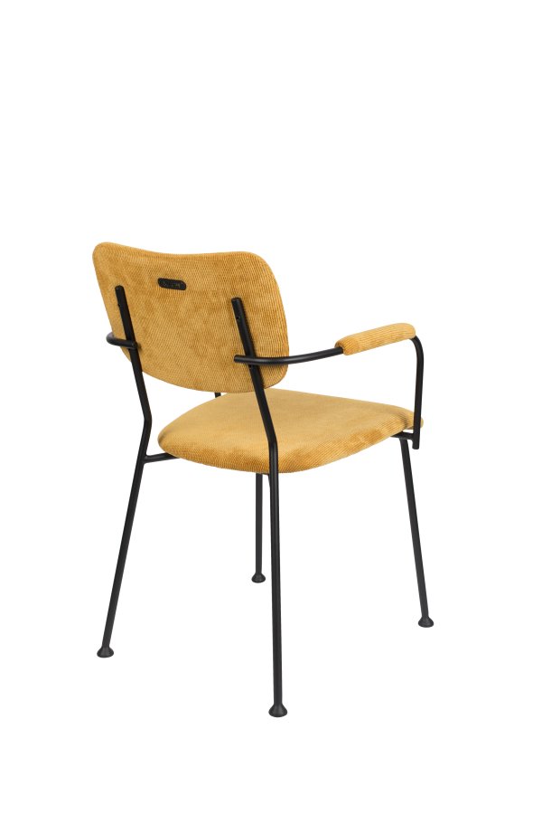 ZUIVER Benson spisebordsstol, med armlener - okergul flyelspolyester og sort stl