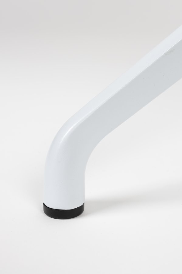 ZUIVER Albert Kuip spisebordsstol, med armlener og svingfunksjon - hvit polyester og hvit aluminium