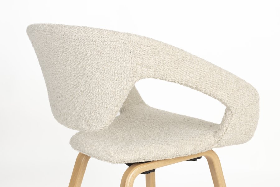 ZUIVER Flexback spisebordstol, med armlener - beige bouclé og naturlig bketre