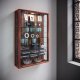 Vitrosa Mini veggskap med LED, m. 2 drer og 8 hyller - glass og naturlig tre