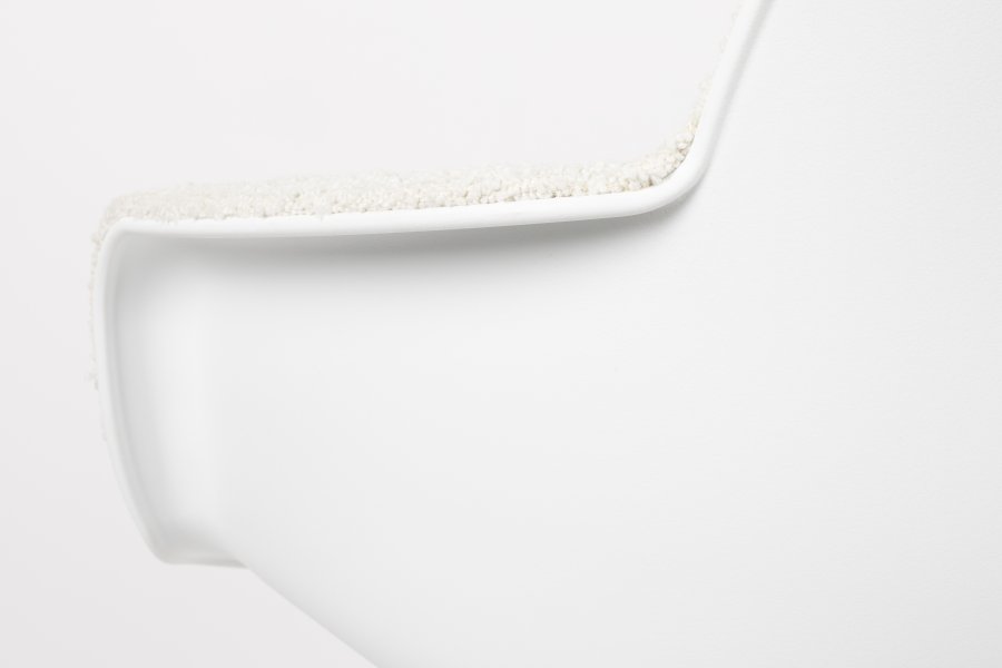 ZUIVER Albert Kuip Bürostuhl, mit Armlehnen und Rädern - weißes Polyester und weißes Aluminium