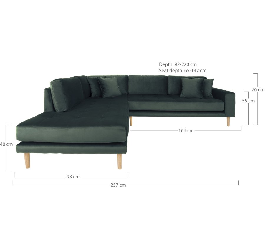 HOUSE NORDIC Lido hjrnesofa med pen ende - Hjrnesofa med pen ende, venstrevendt i grnn velour med fire puter og naturlige treben, HN1006