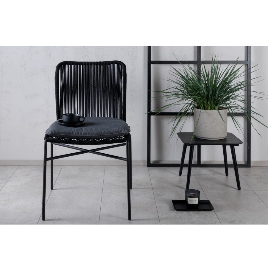 VENTURE DESIGN Julian Gartenstuhl, mit grauem Kissen – schwarzem Seil und Stahl